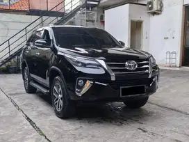 Toyota Fortuner VRZ Diesel AT 2017