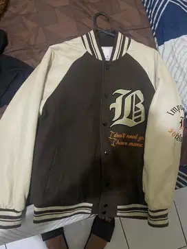 Varsity Berskha Not Zara