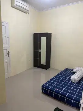 Kosan Kamar Besar dan Strategis