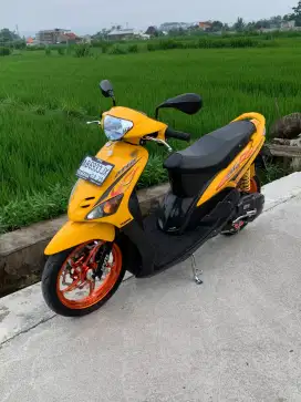 Yamaha Mio sporty 5TL Nonstep (Kuning) 2004