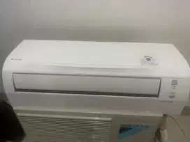 AC DAIKIN 1/2 PK KONDISI 99%