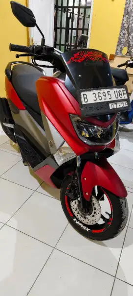 Nmax merah bisa tt