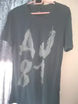 Kaos Armani pria