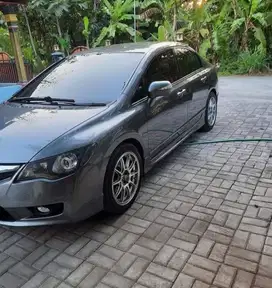 Honda Civic 2010 Bensin