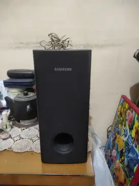 Subwoofer merk samsung model PS WZ 120