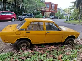 Datsun 510 1970 kuning