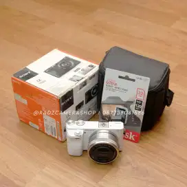 Sony A6000 White Kit 16-50mm OSS SC 7rb-an Ex Sony Indonesia Istimewa