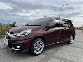 MOBILIO RS AT 2014 MERAH Km 70rb PAJAK PANJANG TANGAN PERTAMA GRESS