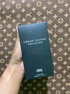 Parfum Zara Vibrant Leather Explosion