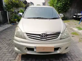 Toyota Inova G bensin matik thn 2009