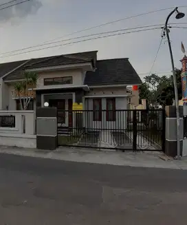 Di Sewakan Rumah minimalis timur stadion Maguwoharjo