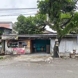 Dijual Rumah Strategis di Pinggir Jalan Cocok Untuk Buka Usaha