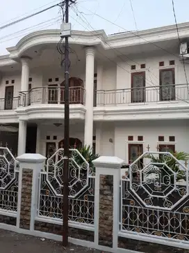 RUMAH MEWAH 2 LANTAI Di CILEGON