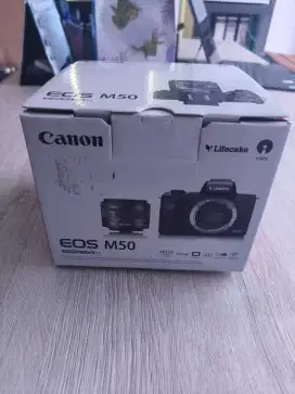 CANON EOS M50 EF-M15-45 Kit