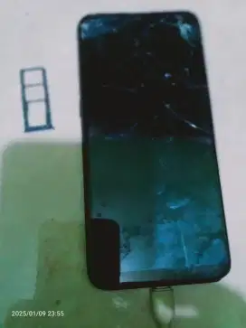 punya hp Oppo a1k ram 2/32 kl g salah minus lcd remuk,on of dlm jebol