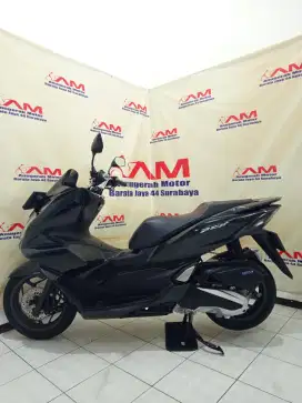 UM 1 Juta 28,000,000Honda PCX 160 CBS Tahun 2022 warna hitam