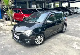 TOYOTA ETIOS VALCO 1.2 G BENSIN MANUAL 2014