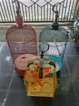 Sangkar lovebird besi