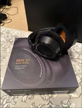 Neumann NDH 30 Headphones - Black Edition