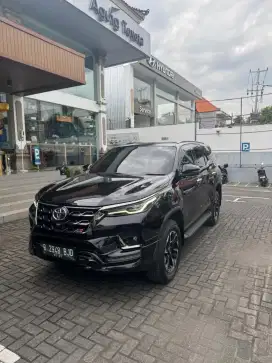 2022 Toyota Fortuner GR 2.8 sport