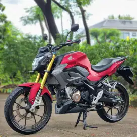 HONDA CB150R MERAH DOFF 2021 KM 8K ASLI PAJAK PANJANG AMAN