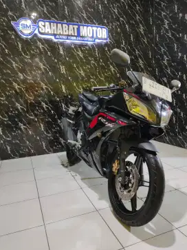 YAMAHA R15 V2 THN 2016 KM LOW SIAP PAKAI