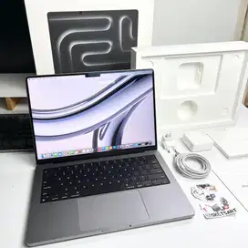 MacBook Pro M3 14inch 8 / 512gb Mulus Like New