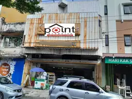 ruko strategis area bisnis tepi jalan utama  Nonongan Surakarta