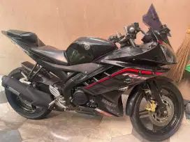 Yamaha R15 V2 2015