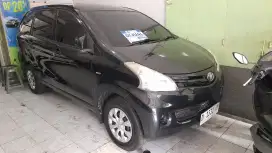 Toyota Avanza E At metic 2014 hitam (Dp. 10% cash kredit tukar tambah)