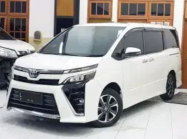 Antik Km19rb Toyota Voxy 2020 Putih Automatic 2.0 L Tg1 Full Ori 2021