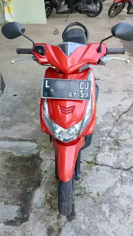 Dijual sepeda motor beat karbu 2012