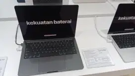 Kredit Cepat Macbook Pro Chip M3 Pro Free 2x angsuran HCI