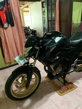 Dijual CB150R kondisi normal