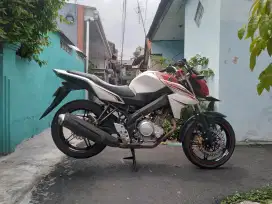 White Red Vixion