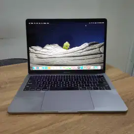 Macbook Pro 2017 Ntb 13 i5 Ram 8/256