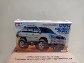 Tamiya mini 4wd Toyota Land cruiser 100 wagon