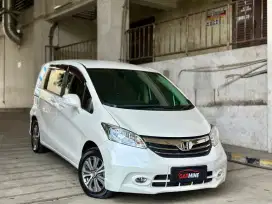 Honda Freed 1.5 PSD AT 2014