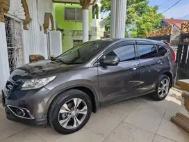 CRV tipe RM3 - 2WD 2,4 tahun 2014 warna abu gress. Gress tingga pakai.