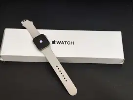 Apple Watch SE gen2 40Mm Grs Resmi PERFECT