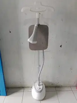 Setrika uap merek simplus