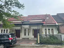 DIJUAL RUMAH PUSAT KOTA PONOROGO