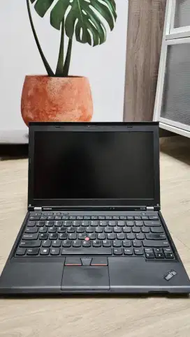 Dijual Laptop Lenovo x230