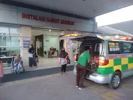 sewa ambulance evakuasi medis pasien rujukan RS ambulan standby event