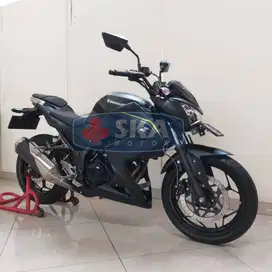 Kawasaki Z250 Tahun 2021