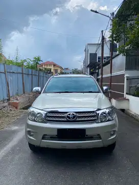 Toyota Fortuner 2.5 G AT Diesel 2011