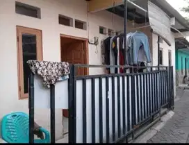 Dijual Rumah & 1 Kontrakan di Cipondoh Tangerang Kota