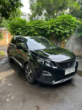 Peugeot 5008 Allure 2021 Black hitam Peugeot 2022 GT Line bensin Matic