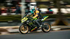 [DIJUAL] Kawasaki Ninja ZX25R ABS SE KRT 2021