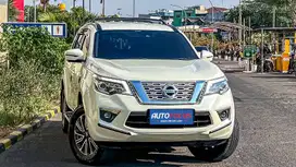 Tdp53jt Nissan Terra 2.5 VL 4x2 AT Hitam Putih Metalik NIK 2019